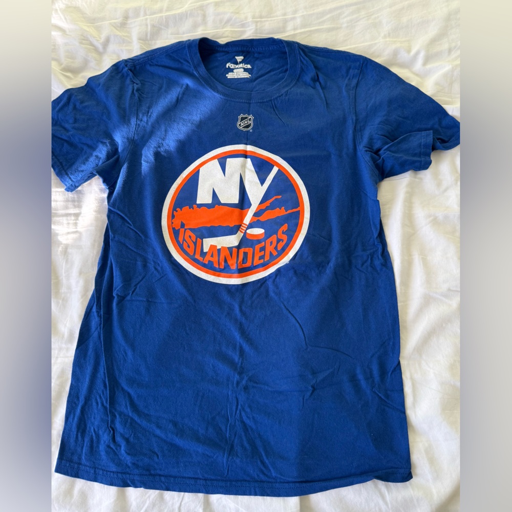 NHL Hockey New York Islanders Nelson Mens Cotton Tee (blue and orange)